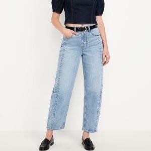 Old Navy Lightwash Barrel Leg High-Rise Jeans NEW